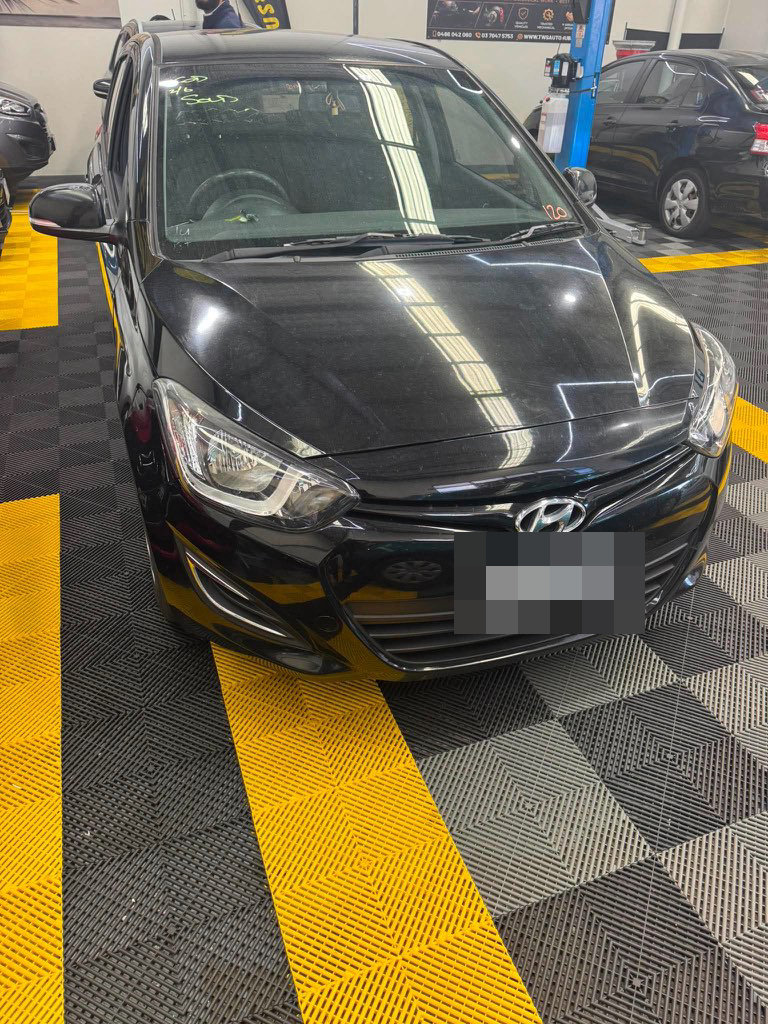 2013 Hyundai I20, photo 1 of 2