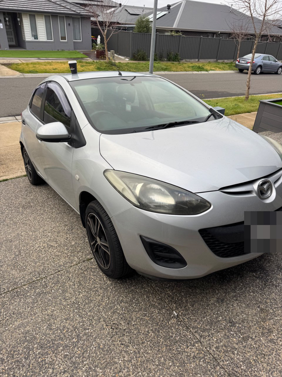 2010 Mazda 2, photo 1 of 4