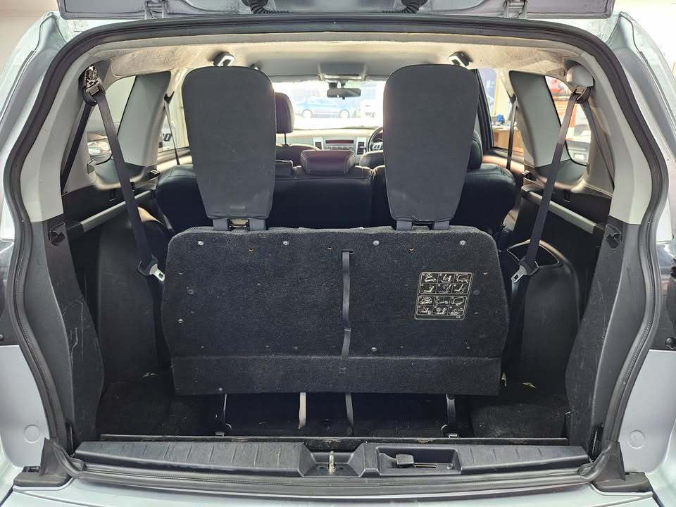 2013 Peugeot 4007, photo 3 of 8